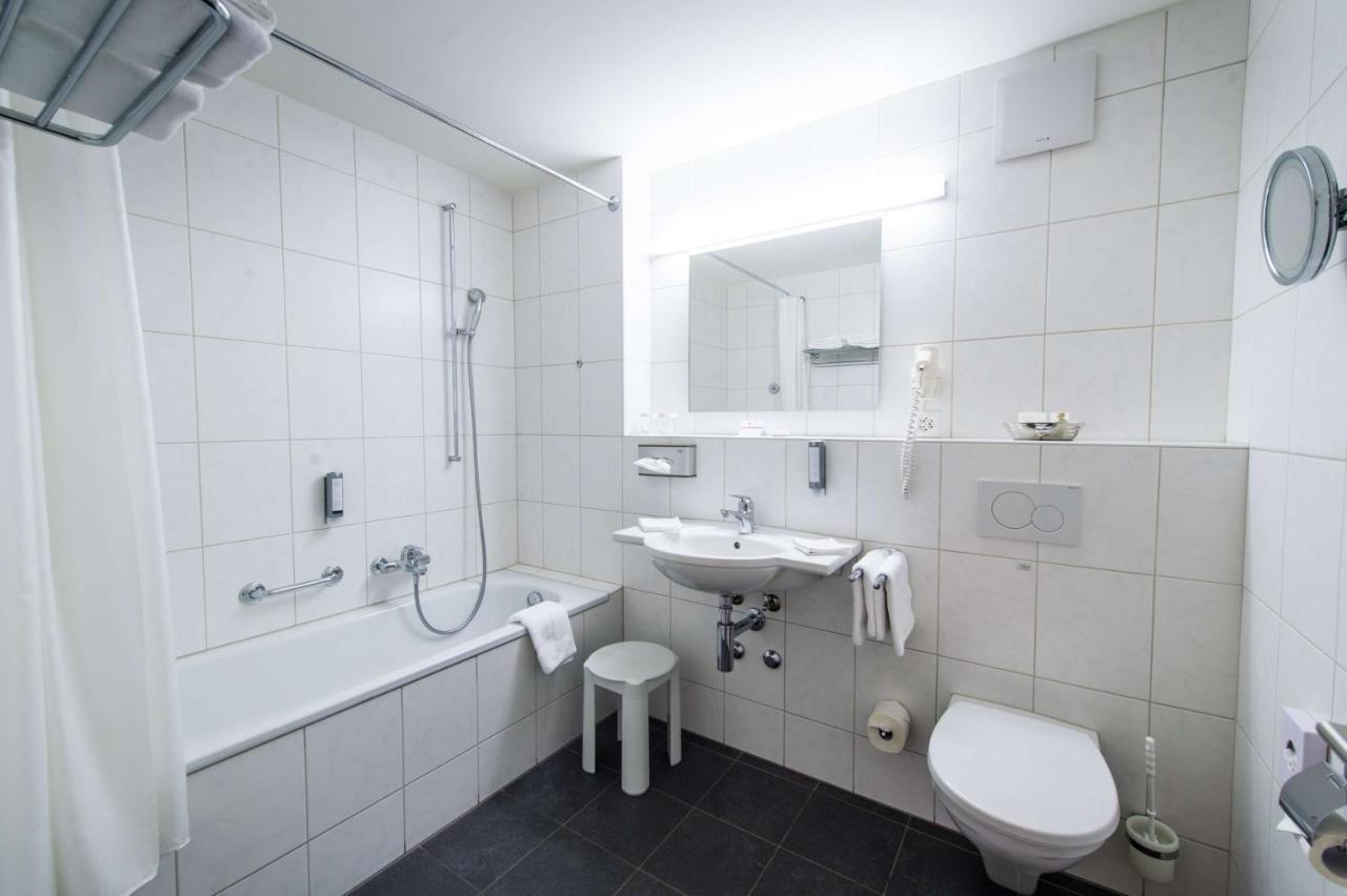 Hotel Western Bahnhof 4*