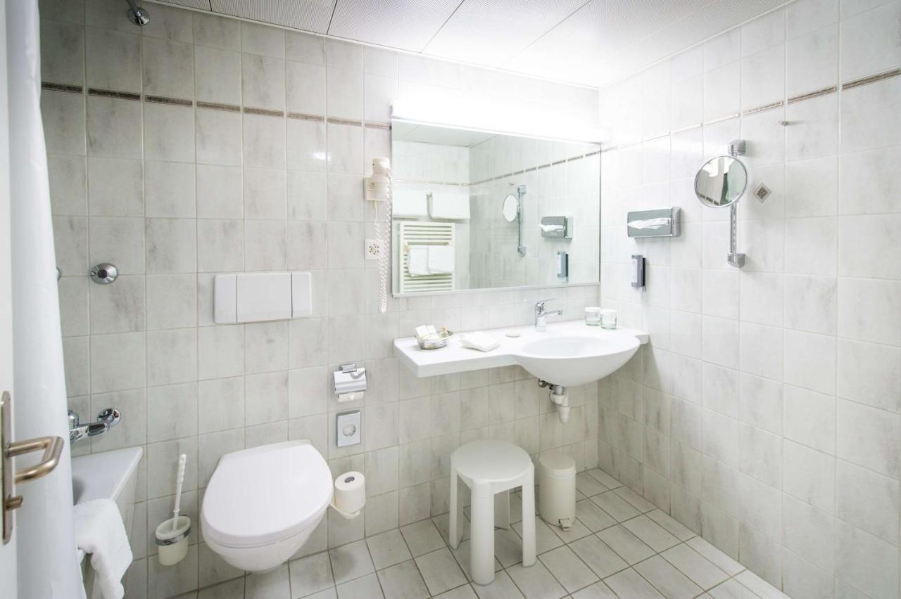 Hotel Western Bahnhof 4*